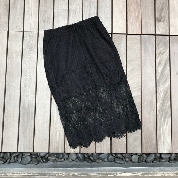 E-Lady | Black Lace Knee Length Skirt - Picture 3 of 6